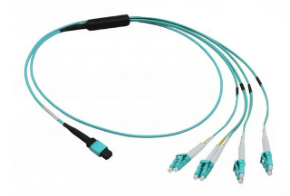 MTP4LC -  QSFP+ 40Gbit MPO/MTP to 4x Duplex LC OM4 Cable